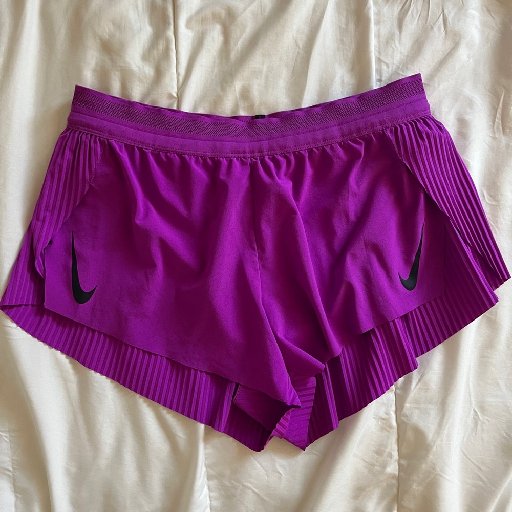 Nike Aeroswift shorts